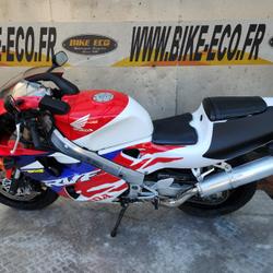 Honda RVF  Vitrolles