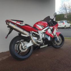 Yamaha YZF R6  Angoul&ecirc;me