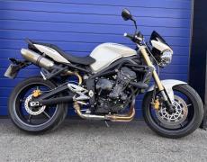 Triumph Street Alès