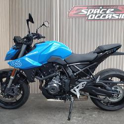 Suzuki GSXF  Saint-Ouen-l'Aum&ocirc;ne