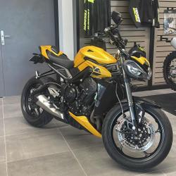 Triumph Street  Dury