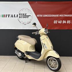 Vespa Primavera  Rez&eacute;