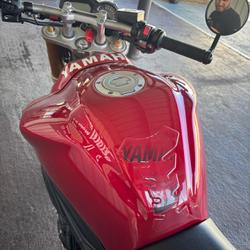 Yamaha FZ1  Bourg-l&egrave;s-Valence