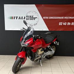 Guzzi V10  Rez&eacute;