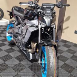 Yamaha MT09  D&eacute;ville-l&egrave;s-Rouen