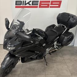 Yamaha FJR  Villefranche-sur-Sa&ocirc;ne