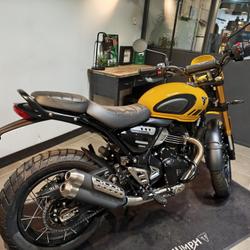 Triumph Scrambler  Montlh&eacute;ry