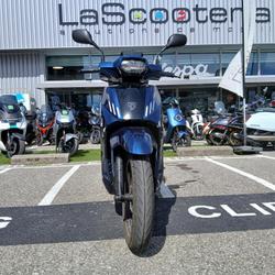 Peugeot 125 TWEET  Saint-Martin-d'H&egrave;res