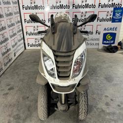 Peugeot Metropolis  Arles