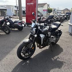 Honda CB occasion - Brive-la-Gaillarde - photo 2/5
