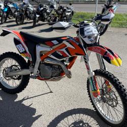 KTM Freeride  Chen&ocirc;ve