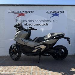 Honda X-ADV  Valenton