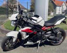 Triumph Street Orthez