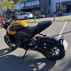 Triumph Trident  Dury