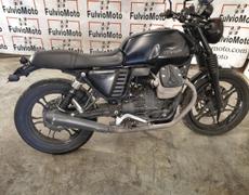 Guzzi V7 Arles