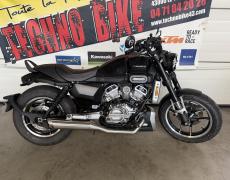 Hyosung GV 125 Saint-Germain-Laprade
