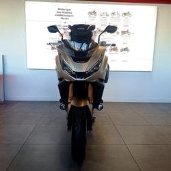Honda NT  M&eacute;rignac