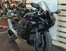 Yamaha YZF Voglans