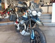 Guzzi V85 TT Le Chesnay-Rocquencourt