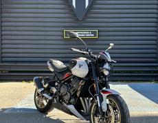 Triumph Trident Nîmes