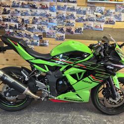 Kawasaki NINJA 125 occasion - Marseille 6e Arrondissement - photo 3/5