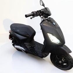 Autres Piaggio  Pressigny-les-Pins