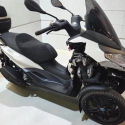 Piaggio MP3  Pressigny-les-Pins