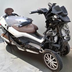 Piaggio MP3  Pressigny-les-Pins