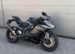 Kawasaki ZX occasion - Saint-Martin-d'H&egrave;res - photo 2/4