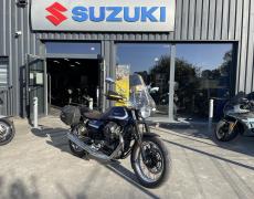 Guzzi V7 Trégueux