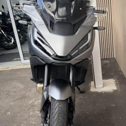 Honda NT  Saint-Ouen-l'Aum&ocirc;ne