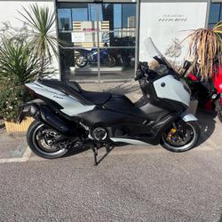Yamaha T MAX occasion - Marseille 14e Arrondissement - photo 2/3