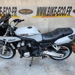 Yamaha FZS occasion - Vitrolles - photo 2/5
