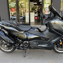 Yamaha T MAX occasion - Paris 17e Arrondissement - photo 2/5