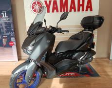 Yamaha X MAX