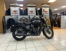 Royal-Enfield Classic Saintes