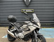 Honda VFR Nîmes