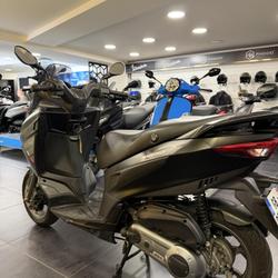 Aprilia SXR 50 occasion - Paris 16e Arrondissement - photo 2/5