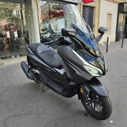 Honda Forza occasion - Paris 11e Arrondissement - photo 2/4