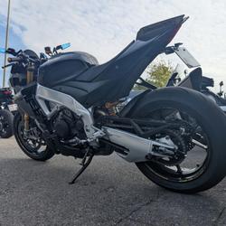 Aprilia Tuono occasion - Ville-la-Grand - photo 2/5