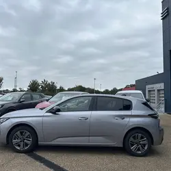 Peugeot 308 III Phase 1 1.2 HYBRID 136CH ALLURE E-DCS6 Guer