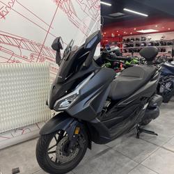 Honda Forza occasion - Paris 12e Arrondissement - photo 2/5