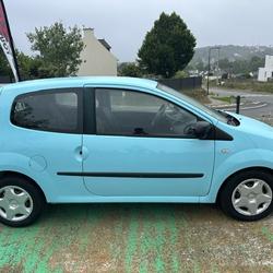 Renault Twingo 2 1.2 LEV 16V 75CH LIFE ECO&sup2; La Gacilly