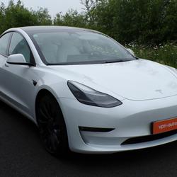 Tesla Model 3 Performance AWD Romagn&eacute;