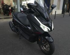 Honda Forza Paris 11e Arrondissement