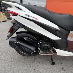Aprilia SXR 50 occasion - Pontivy - photo 2/5