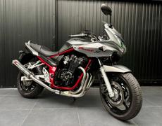 Suzuki GSF Saint-Thibault-des-Vignes