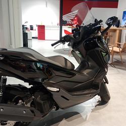 Honda Forza occasion - Saint-Martin-d'H&egrave;res - photo 3/4