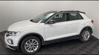 Volkswagen T-Roc  - photo 1