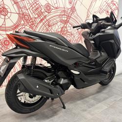 Honda Forza occasion - Paris 12e Arrondissement - photo 3/5
